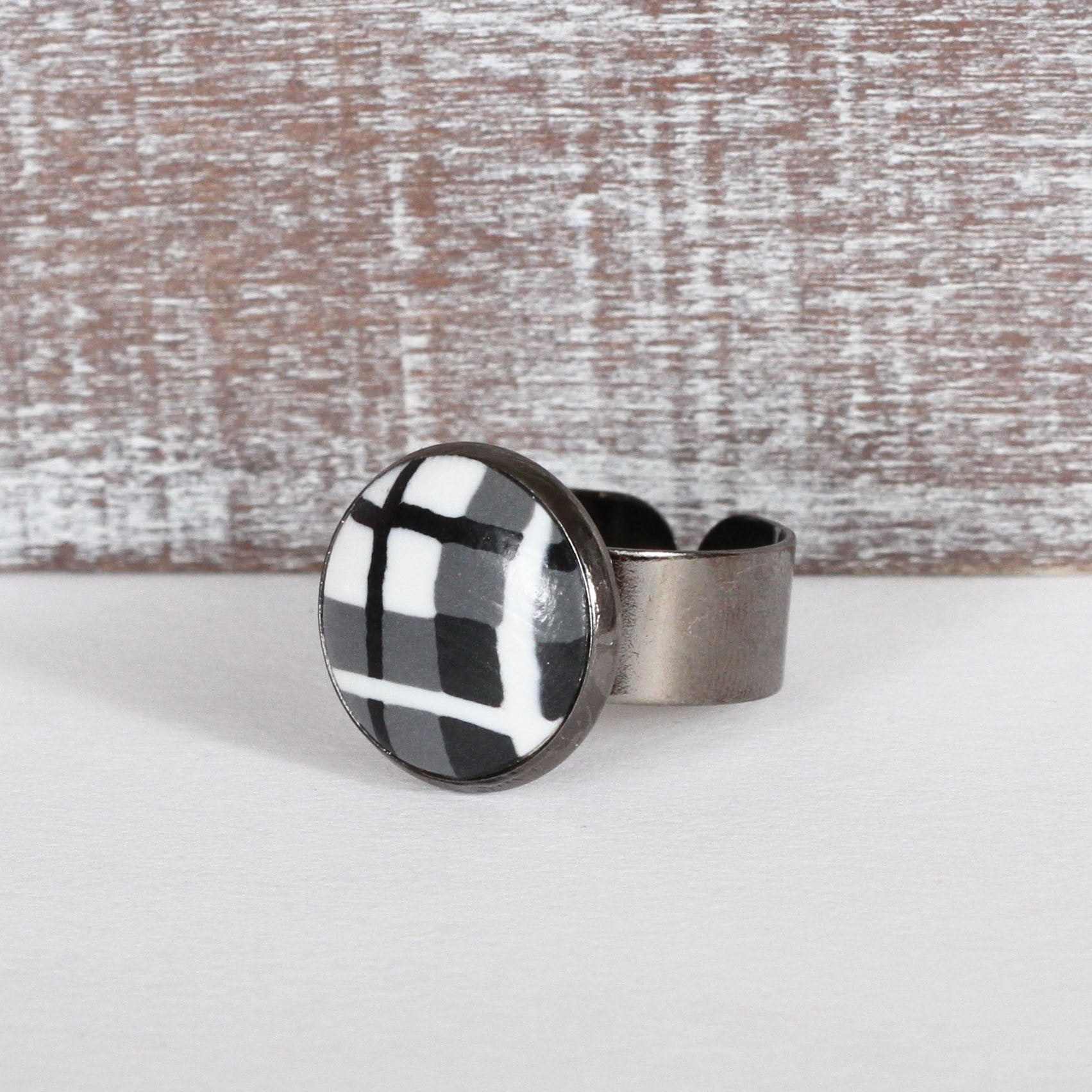 Black Tartan Clay Ring